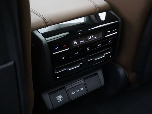 Certified 2026 Acura MDX SH-AWD w/ Advance Package image 11