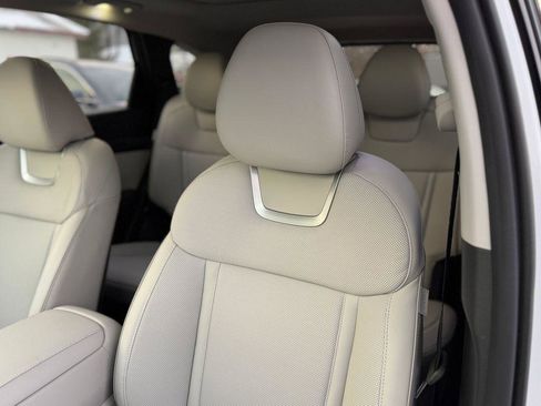 New 2026 Hyundai Tucson Limited image 11
