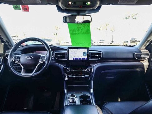 Used 2022 Ford Explorer Limited w/ Hybrid Equipment Group 310A image 10