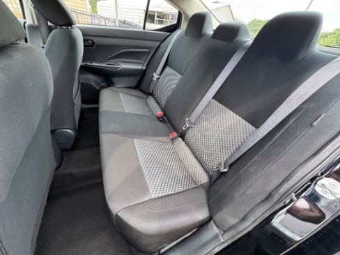 Used 2024 Nissan Versa S w/ Trunk Package FWD image 17