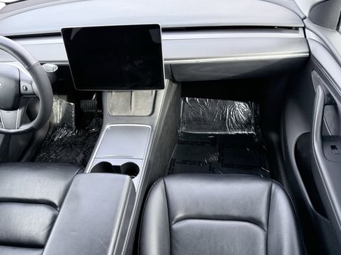 Used 2023 Tesla Model Y Long Range image 64