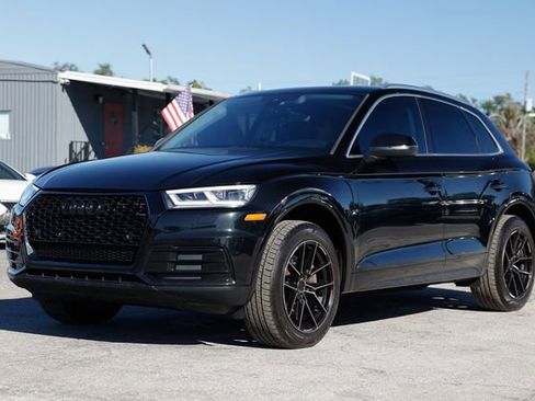 Used 2018 Audi Q5 2.0T Premium Plus w/ Premium Plus Package image 3