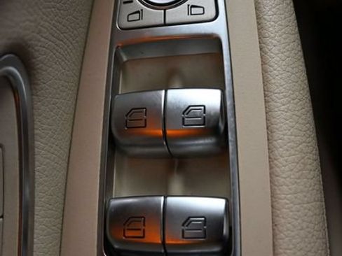Used 2019 Mercedes-Benz GLC 300 image 20