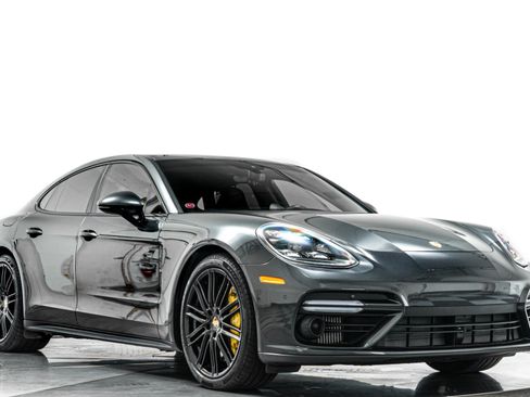 Used 2017 Porsche Panamera Turbo AWD/4WD image 37