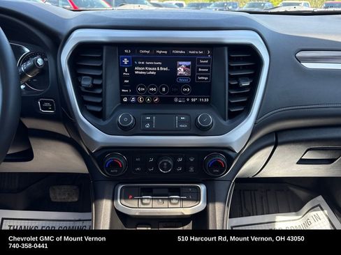 Used 2023 GMC Acadia SLT w/ LPO, Floor Liner Package AWD/4WD image 29