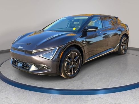New 2025 Kia EV6 Wind image 1