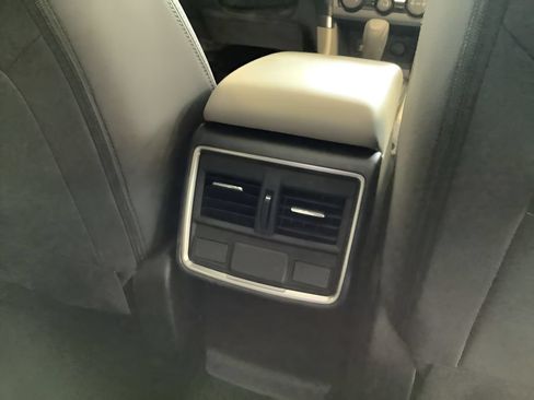 Certified 2023 Subaru Forester Premium AWD/4WD image 15