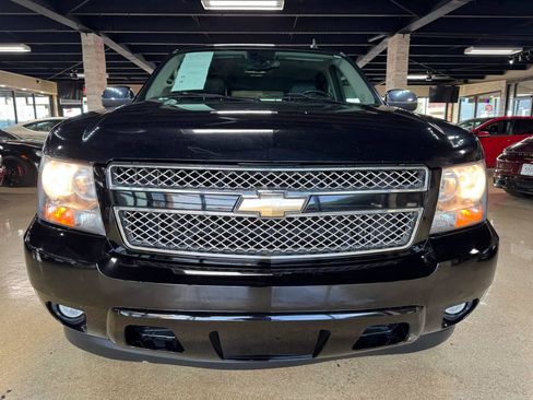 Used 2009 Chevrolet Tahoe LTZ RWD image 2