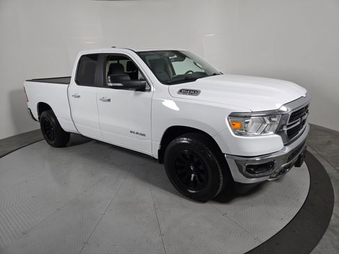 Used 2020 RAM 1500 Big Horn RWD image 16