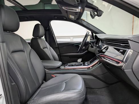 Used 2025 Audi Q7 3.0T Premium Plus image 27