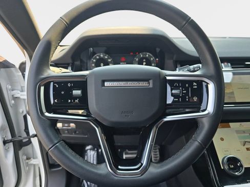 Used 2023 Land Rover Range Rover Evoque R-Dynamic SE AWD/4WD image 19