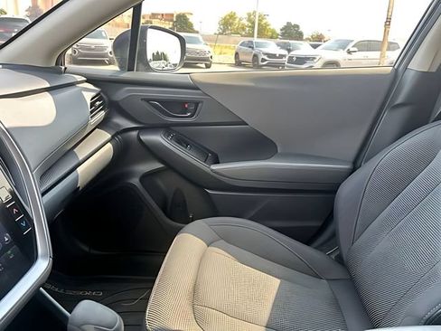Used 2024 Subaru Crosstrek 2.0i Premium AWD/4WD image 40
