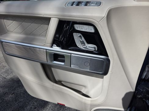 Used 2023 Mercedes-Benz G 550 image 25