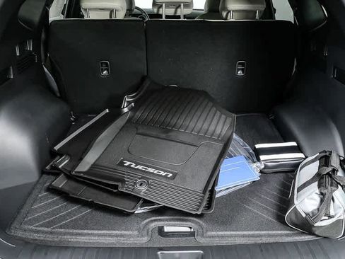 New 2026 Hyundai Tucson Limited image 36