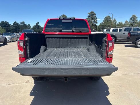 Used 2021 Nissan Titan PRO-4X AWD/4WD image 10