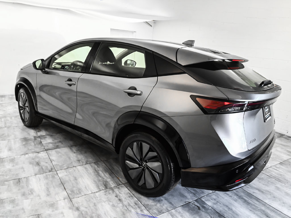 Used 2023 Nissan Ariya AWD image 4