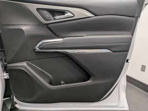 Used 2024 Chevrolet Traverse LS w/ LPO, Floor Liner Package FWD image 28