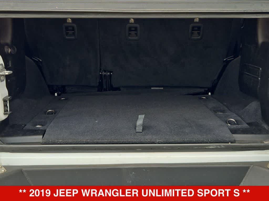 Used 2019 Jeep Wrangler Unlimited Sport S AWD/4WD image 33