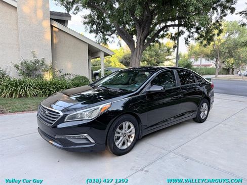 Used 2015 Hyundai Sonata SE FWD image 1