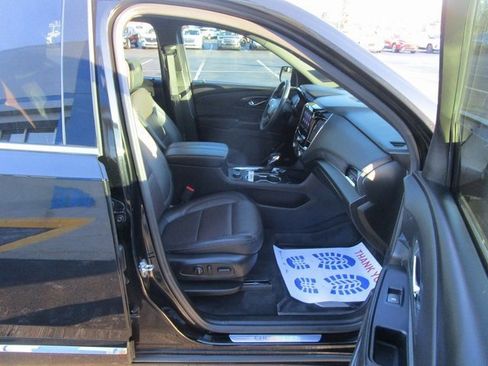 Certified 2023 Chevrolet Traverse High Country w/ LPO, Floor Liner Package image 25