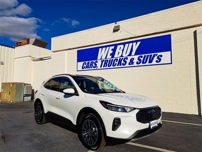 New 2026 Ford Escape Base