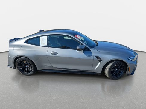 Used 2022 BMW M4 Coupe image 4