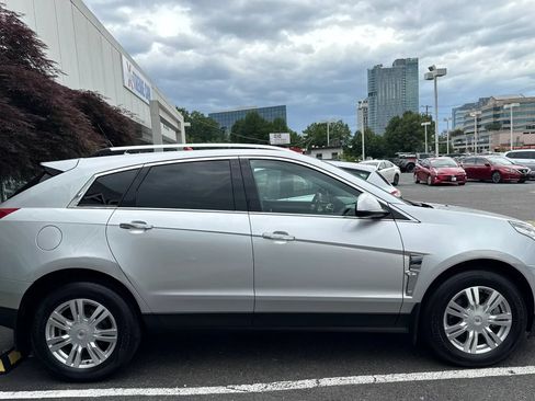 Used 2012 Cadillac SRX Luxury AWD/4WD image 8