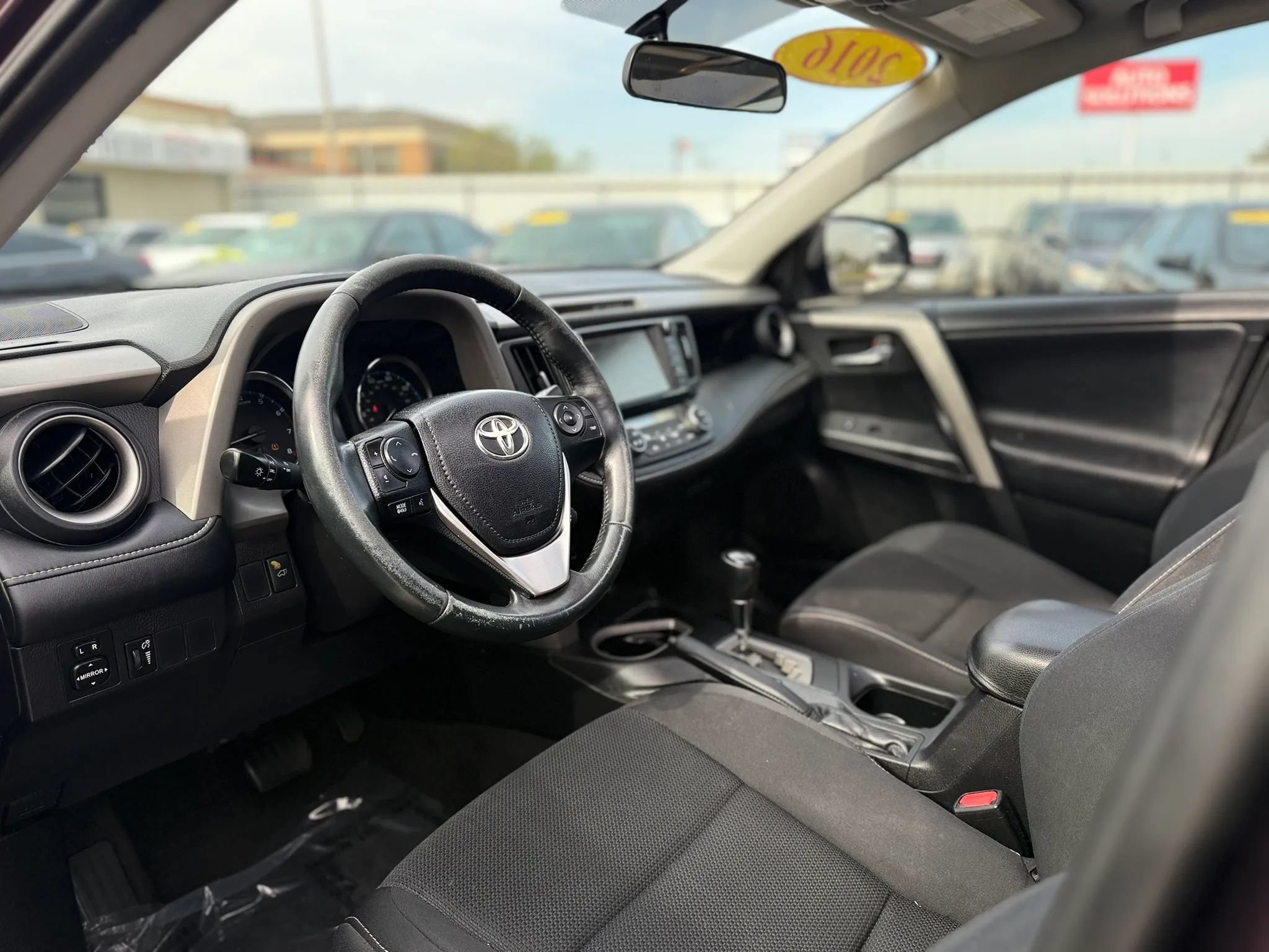 Used 2016 Toyota RAV4 XLE FWD image 19