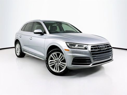Used 2018 Audi Q5 2.0T Premium Plus w/ Premium Plus Package image 1