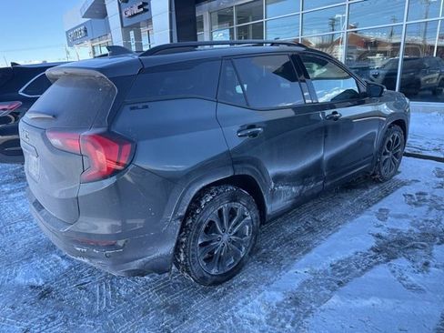 Used 2020 GMC Terrain SLE w/ Driver Convenience Package image 8