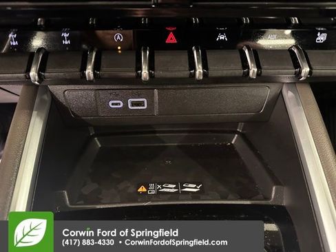 Used 2025 Chevrolet Colorado ZR2 w/ Technology Package image 23