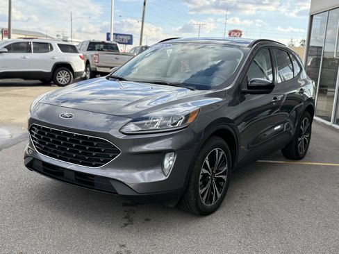 Used 2022 Ford Escape SEL w/ SEL Stealth AWD Package image 3
