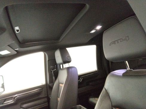 Used 2024 GMC Sierra 2500 AT4 w/ AT4 Premium Plus Package image 28