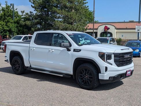 Used 2023 GMC Sierra 1500 Elevation AWD/4WD image 3