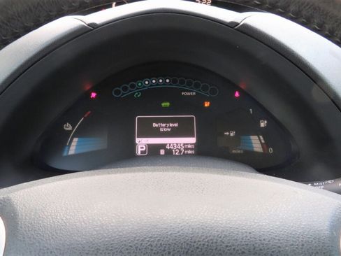 Used 2014 Nissan Leaf S w/ Charge Package FWD image 12
