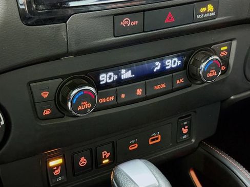 Certified 2023 Nissan Frontier PRO-4X w/ Pro-4X Premium Package image 17