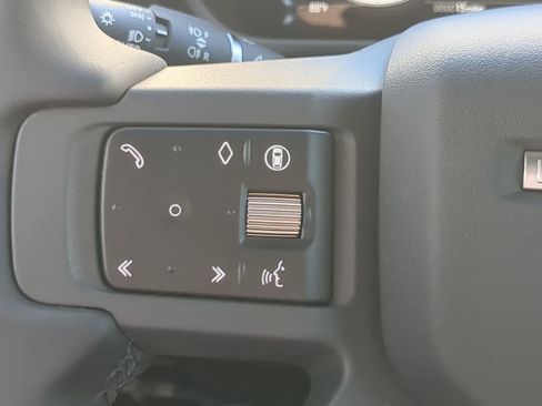 New 2026 Land Rover Defender 130 X-Dynamic SE AWD/4WD image 26