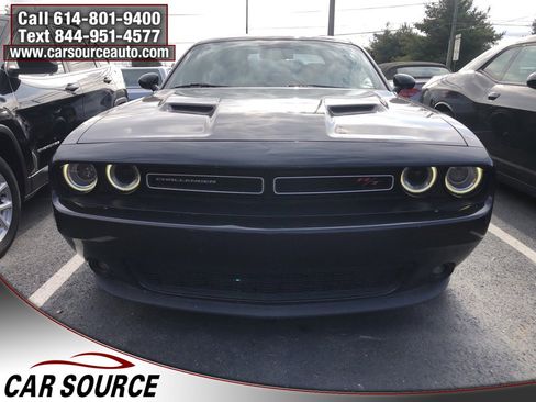 Used 2015 Dodge Challenger R/T w/ Quick Order Package 22B R/T image 2