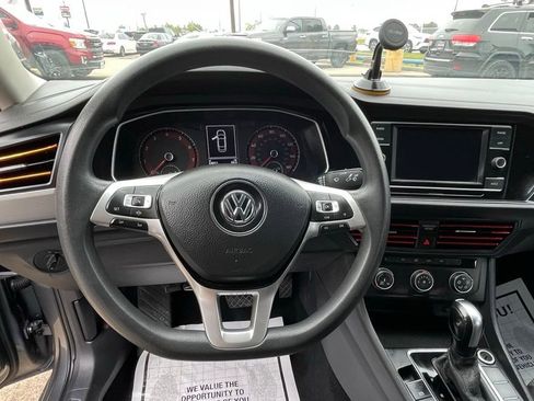 Used 2021 Volkswagen Jetta R-Line image 19
