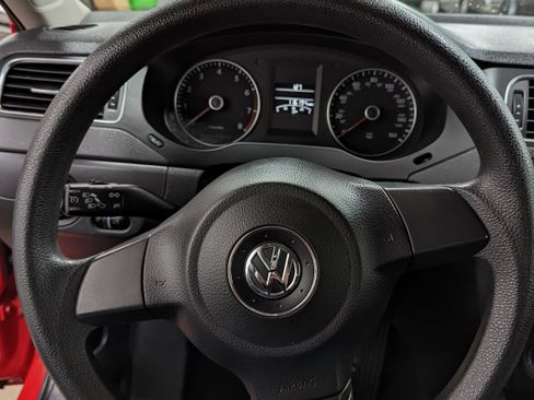 Used 2014 Volkswagen Jetta SE image 6