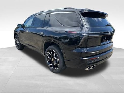 New 2025 Chevrolet Traverse High Country image 3