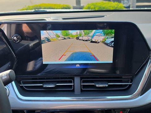 New 2026 Chevrolet Trax LT w/ Driver Confidence Package FWD image 15