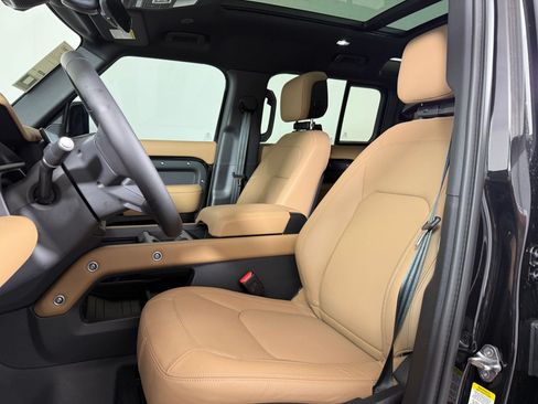 New 2026 Land Rover Defender 110 X-Dynamic SE AWD/4WD image 26