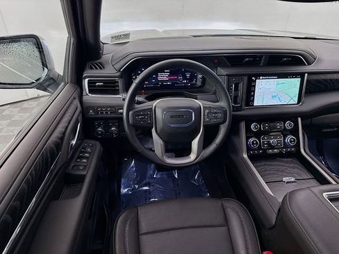 Used 2024 GMC Yukon Denali w/ Max Trailering Package image 24