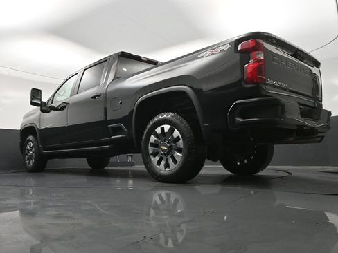 Used 2025 Chevrolet Silverado 2500 Custom w/ Custom Value Package AWD/4WD image 26