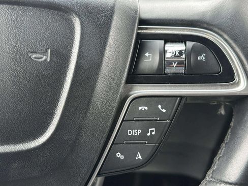 Used 2019 Lincoln Nautilus Select image 30