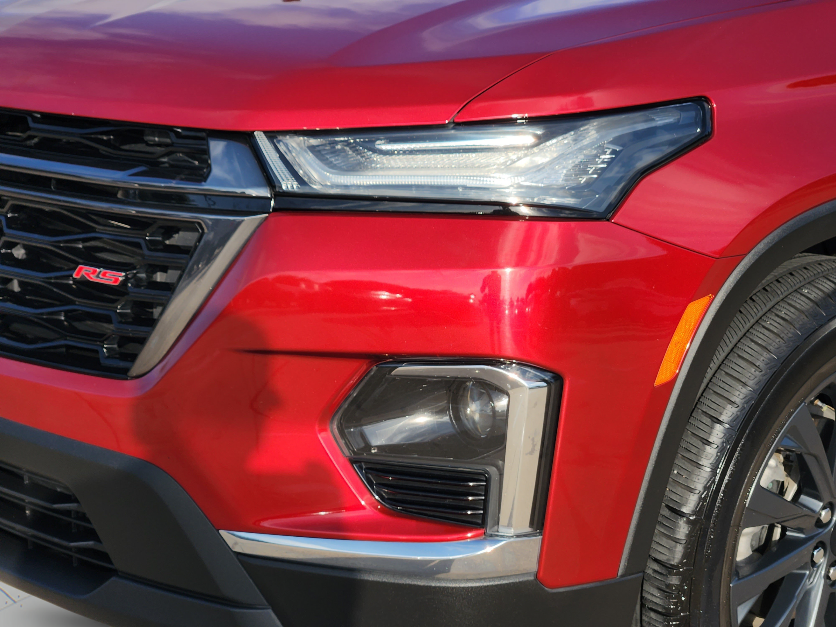 Used 2023 Chevrolet Traverse RS FWD image 32