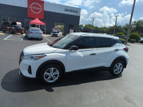 Certified 2024 Nissan Kicks S FWD image 13
