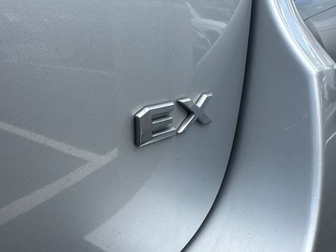 Used 2020 Kia Sedona EX FWD image 11