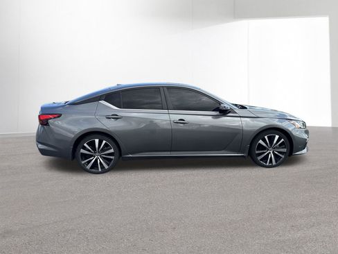 Used 2022 Nissan Altima 2.5 SR FWD image 31